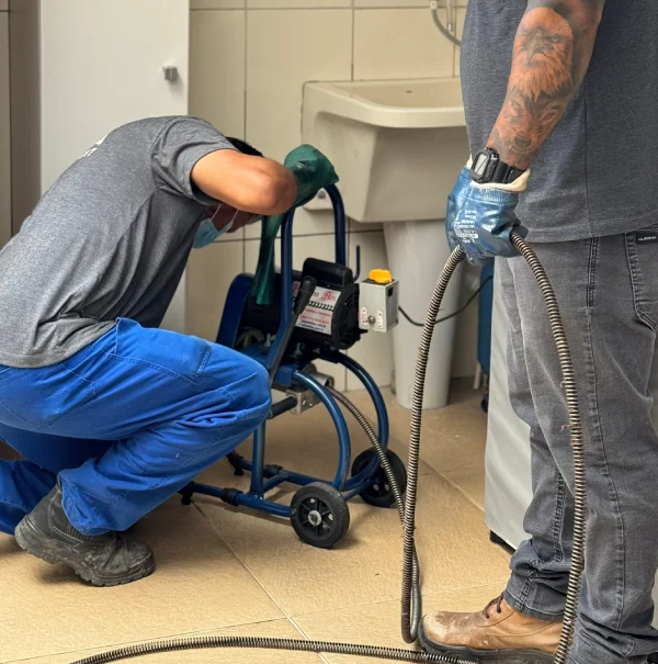 Desentupimento residencial em Londrina